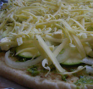 zucchinipizzaraw.jpg